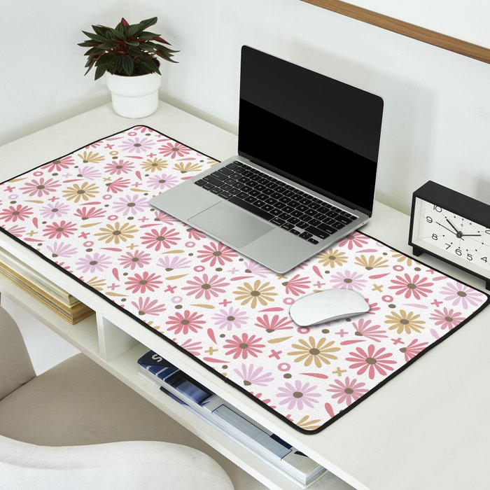 Daisies - Blush & Gold Desk Mat Gallery Image 2