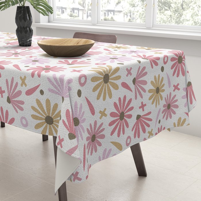 Daisies - Blush & Gold Tablecloth Gallery Image 3