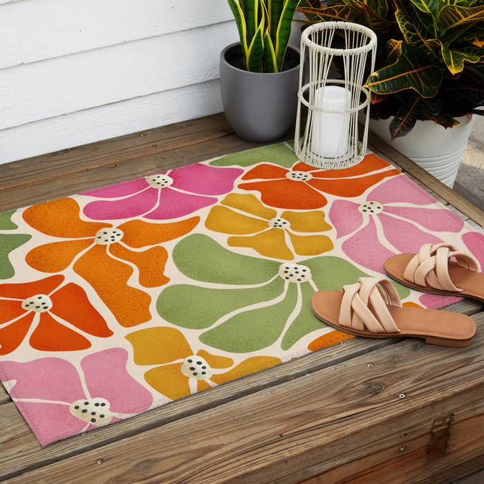 70's Florals Outdoor Rug Gallery Image 2