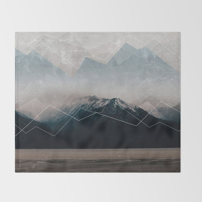 When Winter comes Throw Blanket Gallery Image 2