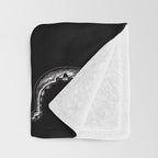 Octopus (black) Throw Blanket Gallery Image 3