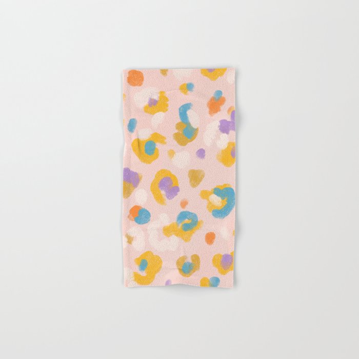 Spring Leopard Bath Towel Gallery Image 1