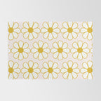 Cheerful Retro Daisy Flowers Pattern in Pale Pink and Mustard Rug Gallery Image 2