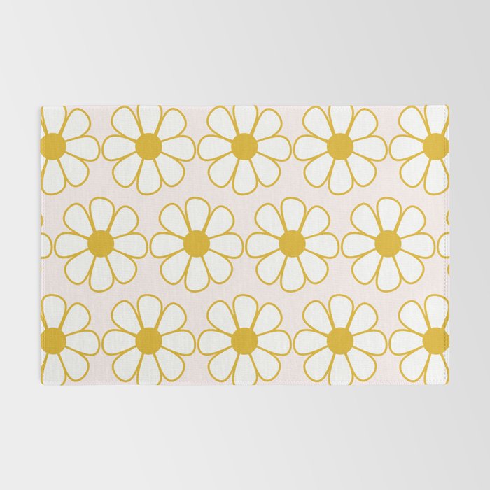 Cheerful Retro Daisy Flowers Pattern in Pale Pink and Mustard Rug Gallery Image 2