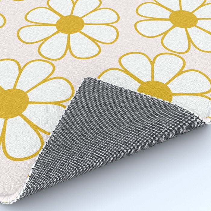 Cheerful Retro Daisy Flowers Pattern in Pale Pink and Mustard Rug Gallery Image 4