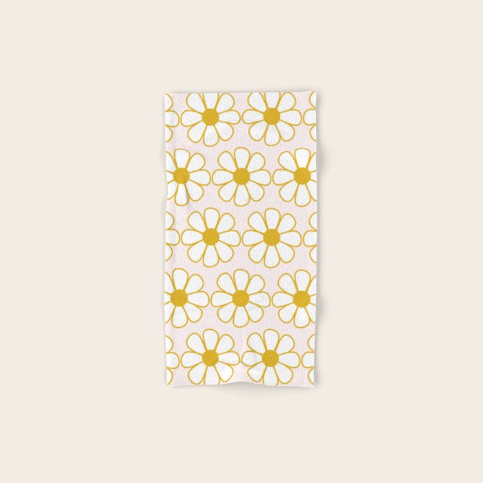 Cheerful Retro Daisy Flowers Pattern in Pale Pink and Mustard Bath Towel Gallery Image 1