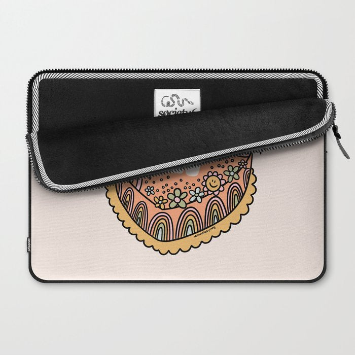 Leo Heart Cake Laptop Sleeve Gallery Image 2