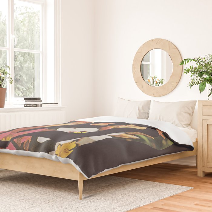 Contours of Blooms #2 Duvet Cover Gallery Image 2