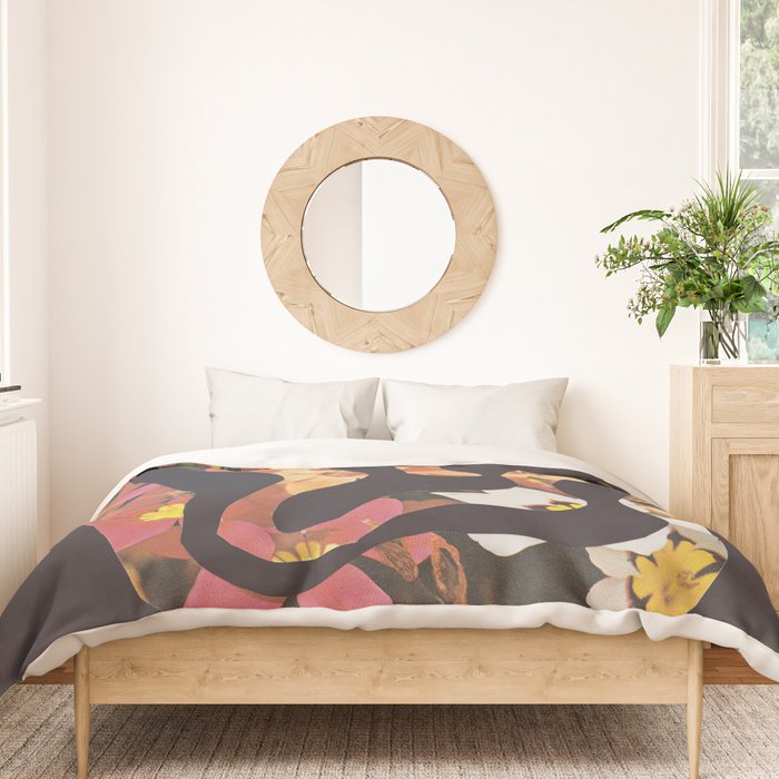 Contours of Blooms #2 Duvet Cover Gallery Image 3