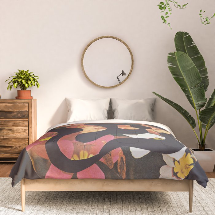Contours of Blooms #2 Comforter Gallery Image 3