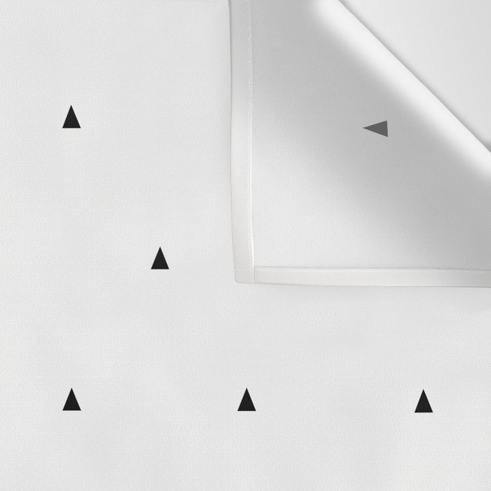 Black and white triangle pattern Wall Tapestry Gallery Image 3