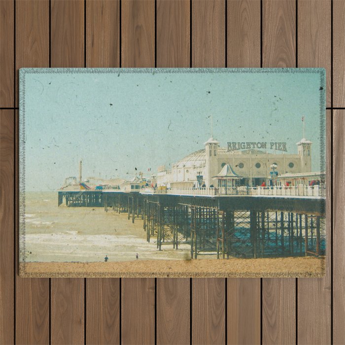Brighton Pier Outdoor Rug Gallery Image 1