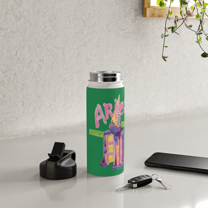 Aries Dessert in Kelly Green & Pink Water Bottle Gallery Image 4
