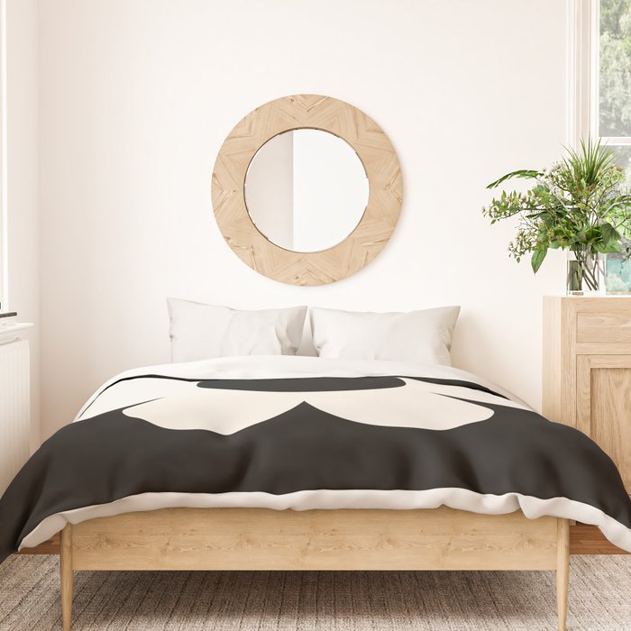 La Fleur | 06 - Retro Floral Print Black And White Flower Duvet Cover Gallery Image 3