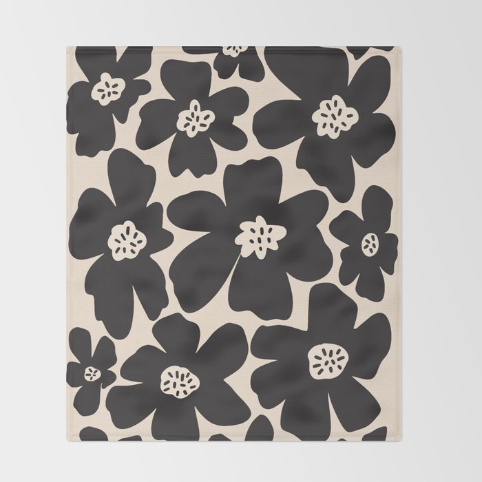 Black and White Retro Daisy Throw Blanket Gallery Image 2