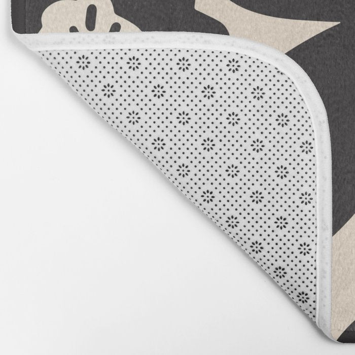 Black and White Retro Daisy Bath Mat Gallery Image 2