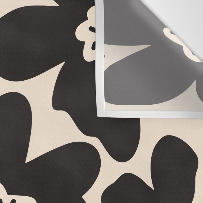 Black and White Retro Daisy Wall Tapestry Gallery Image 3