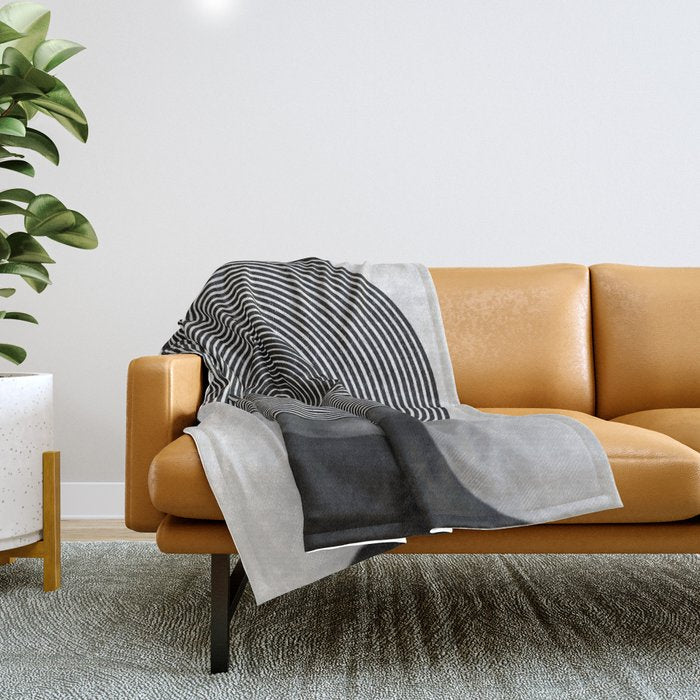 Dizzy Throw Blanket Gallery Image 1
