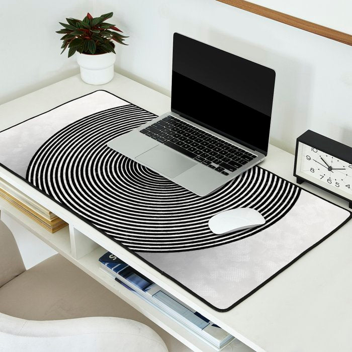 Dizzy Desk Mat Gallery Image 2