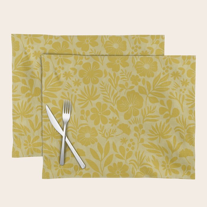 Charming Flower Shapes Warm Sunny Yellow Placemat Gallery Image 1