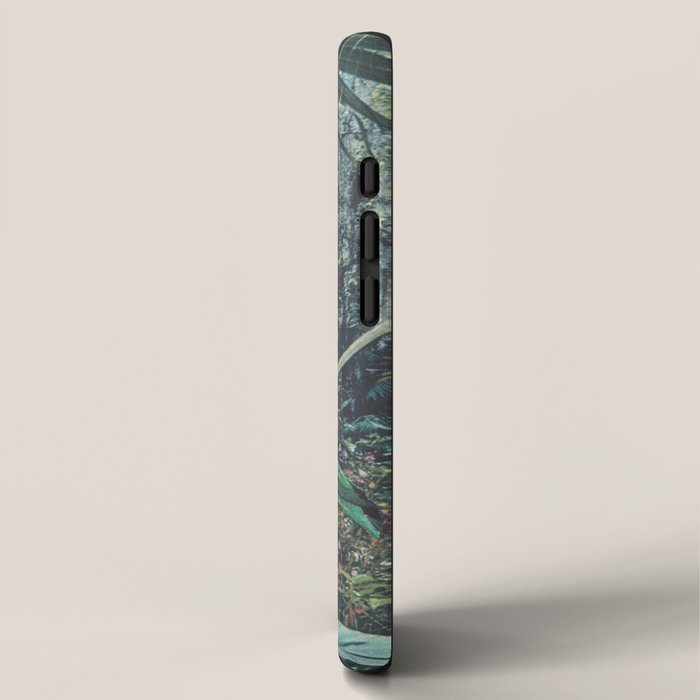 Hiding iPhone Case Gallery Image 2