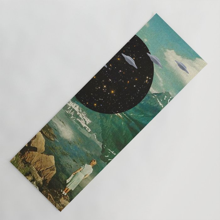 Alien Escapade Yoga Mat Gallery Image 1