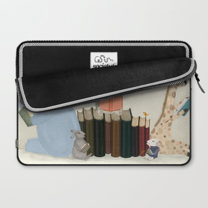 little readers Laptop Sleeve Gallery Image 2