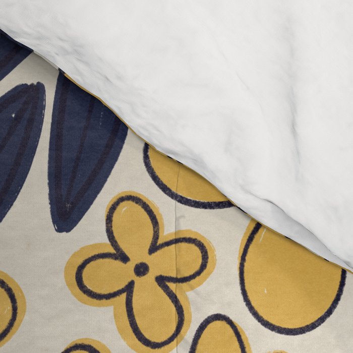 Four-leaf Flower Pattern / Yellow & Blue Comforter Gallery Image 4