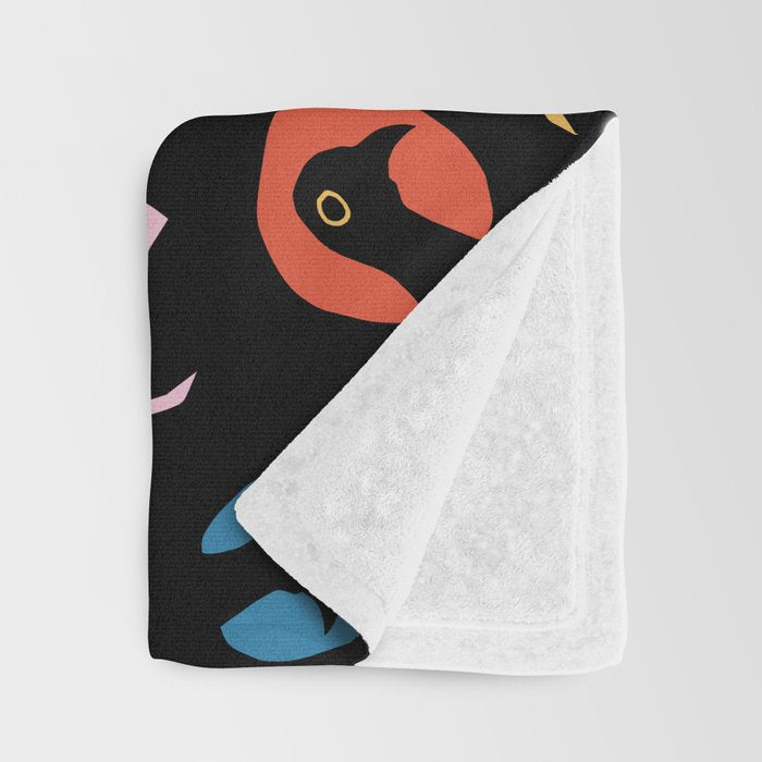 Pigeon Holed Pattern Throw Blanket Gallery Image 3