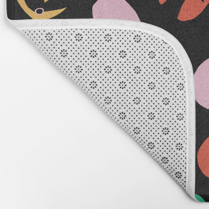 Pigeon Holed Pattern Bath Mat Gallery Image 2