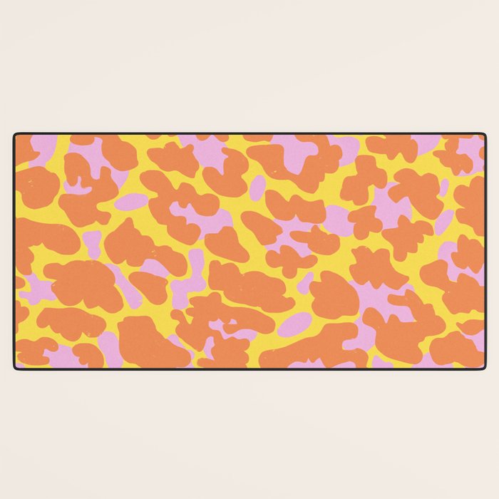 Kitty red Desk Mat Gallery Image 3
