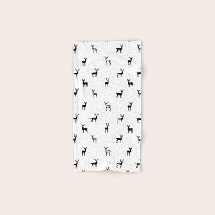 Reindeer animal art pattern Bath Towel Gallery Image 1