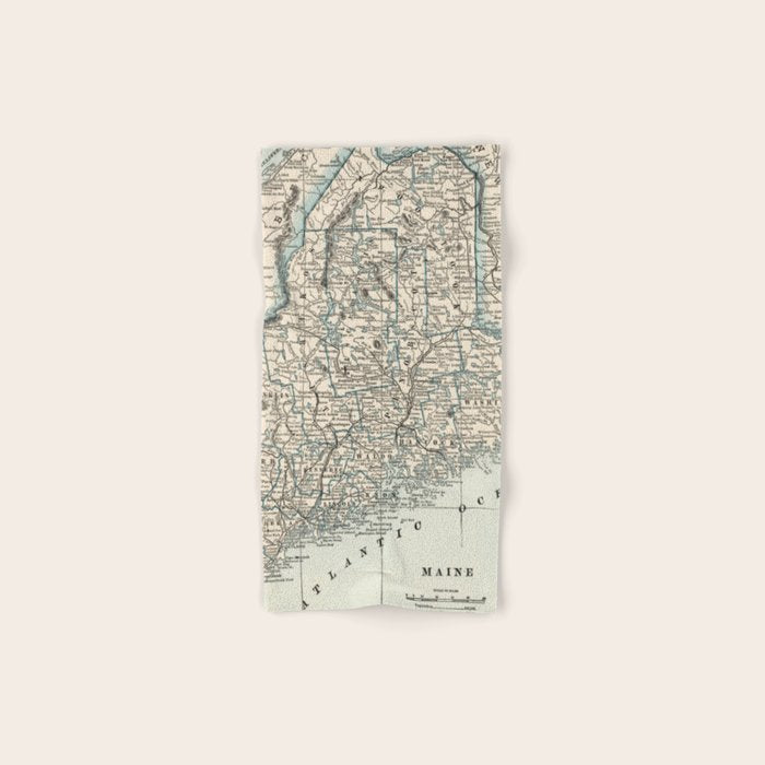 Vintage Map of Maine (1893) Bath Towel Gallery Image 1