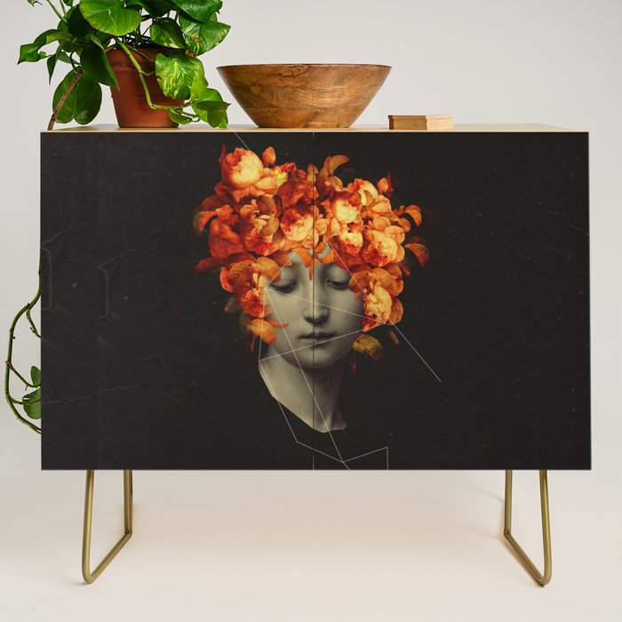 Beroh Credenza Gallery Image 1