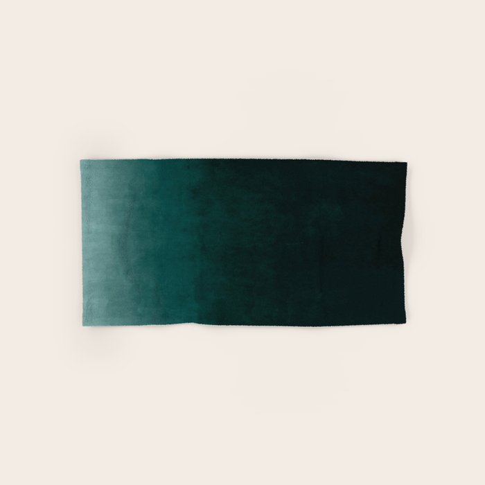 Ombre Emerald Bath Towel Gallery Image 1