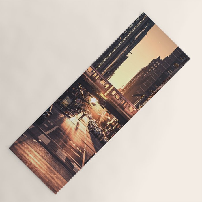 Chicago City Yoga Mat Gallery Image 1
