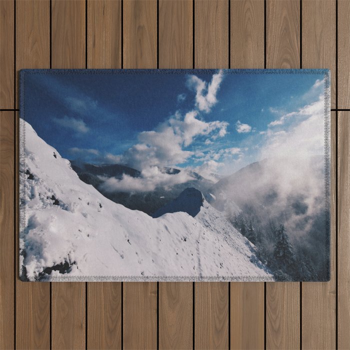 Munra Point Outdoor Rug Gallery Image 1