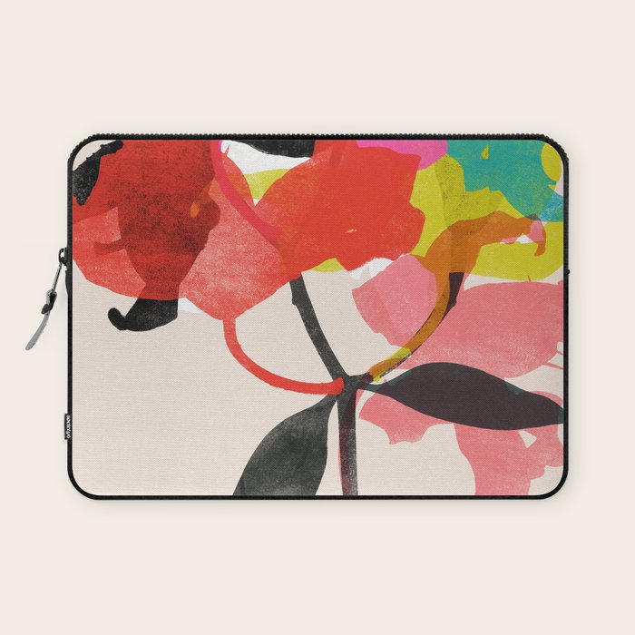 lily 5 Laptop Sleeve Gallery Image 1