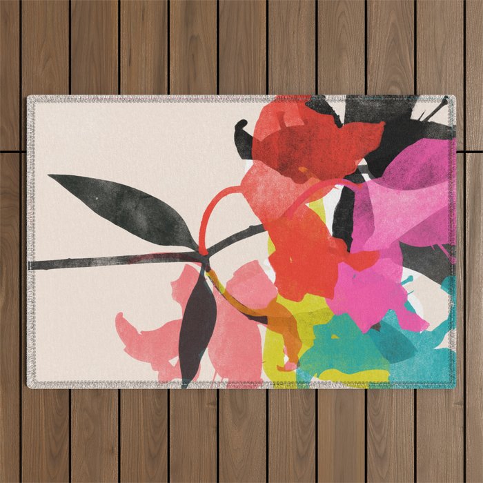 lily 5 Outdoor Rug Gallery Image 1