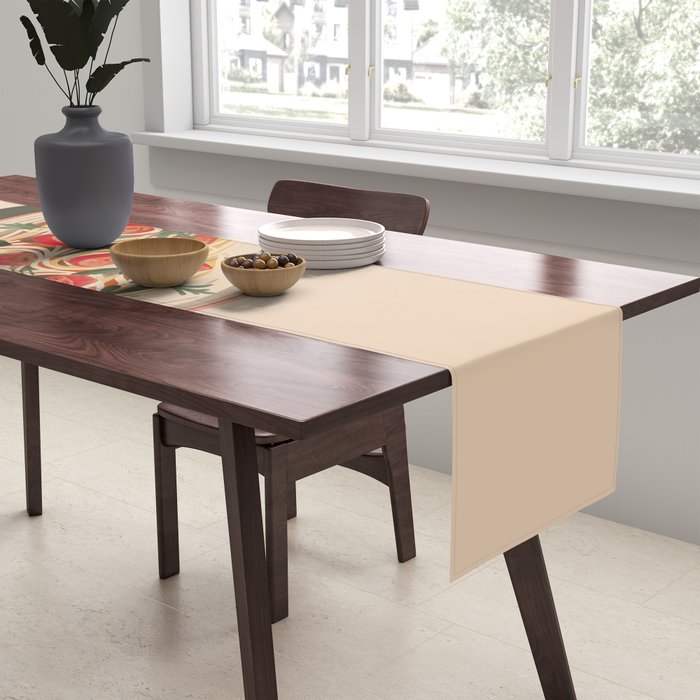 Summer Spaghetti Table Runner Gallery Image 2