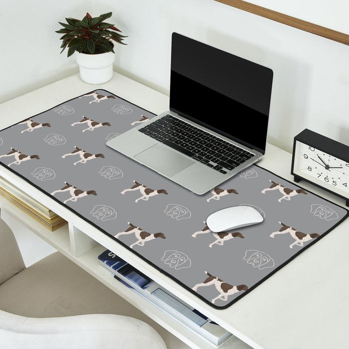 German Shorthaired Pointer Desk Mat Gallery Image 2