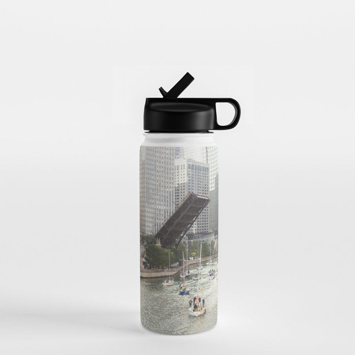 Chicago River, Bridges Up Water Bottle Gallery Image 1