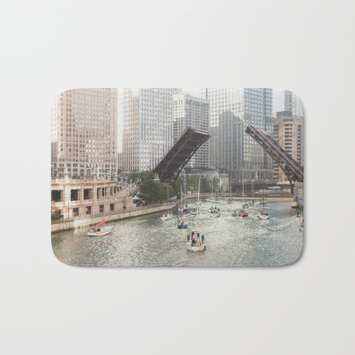Chicago River, Bridges Up Bath Mat Gallery Image 1