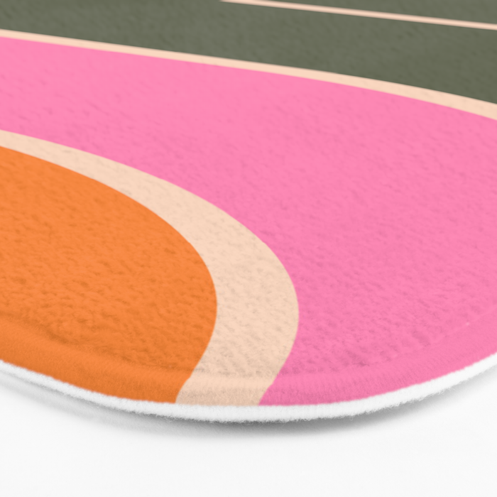 Retro Curve Bath Mat Gallery Image 3