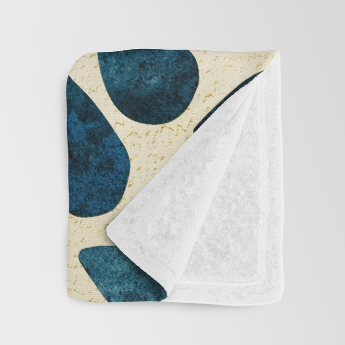 Petal Burst #5 Throw Blanket Gallery Image 3