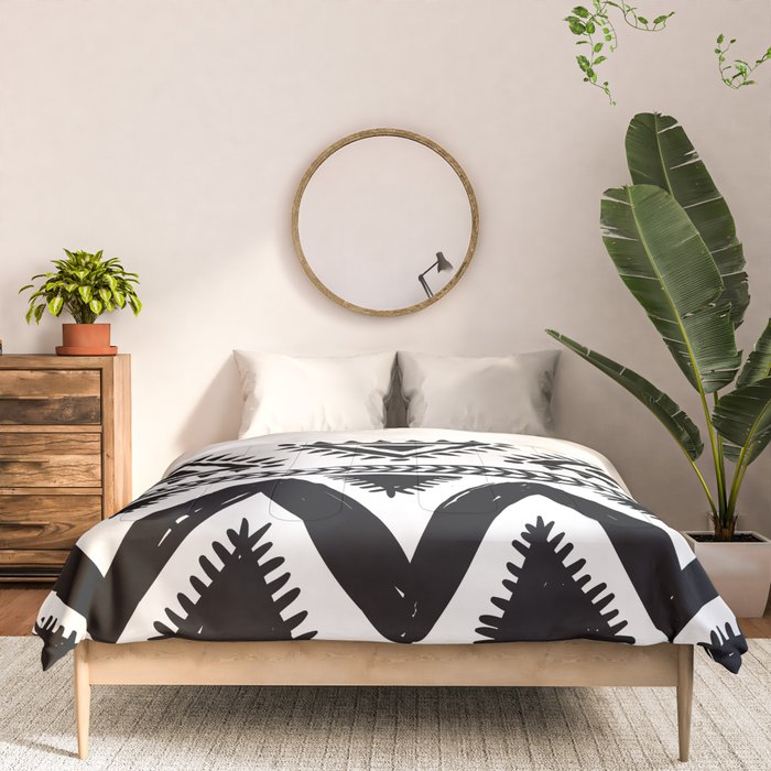 Tribal black and white Comforter Gallery Image 3