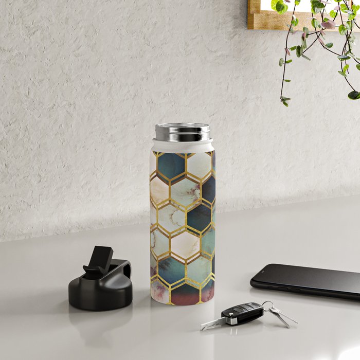 RUGGED MARBLE Water Bottle Gallery Image 5