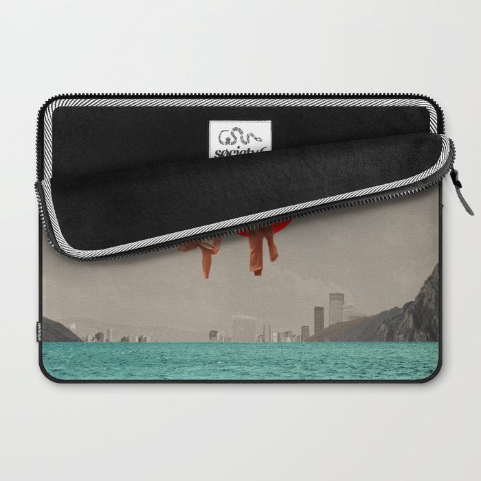 Don't Look Back Laptop Sleeve Gallery Image 2