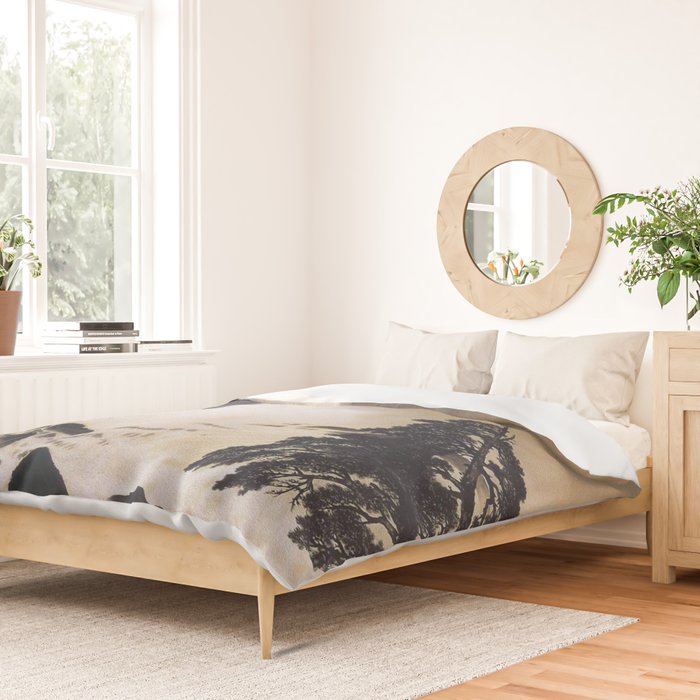 Morning in Ueno Duvet Cover Gallery Image 2