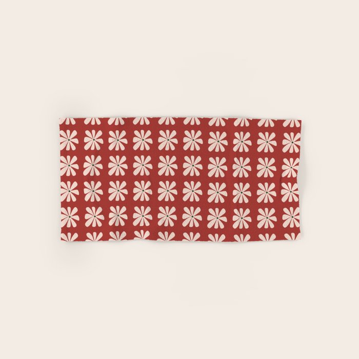 Daisy Garden Bath Towel Gallery Image 1